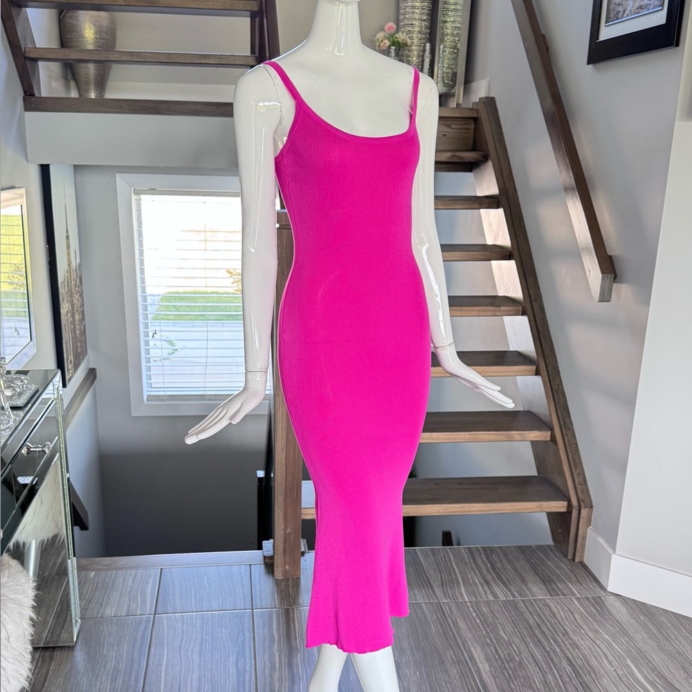 NWOT 🩷 Vibrant Fuchsia/Pink Sweater Knit Dress. - Picture 10 of 17